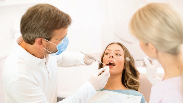 Dentist